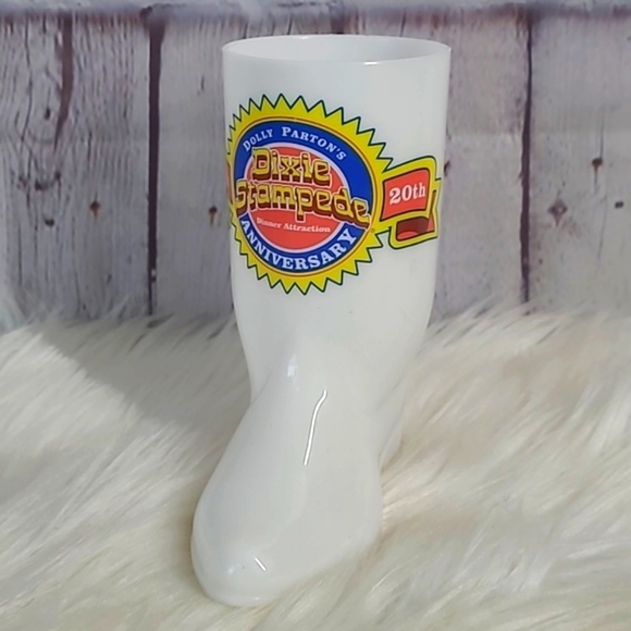 Dolly Parton Dollywood Dixie Stampede 20th Anniversary Plastic Cowboy Boot Cup - Picture 1 of 15
